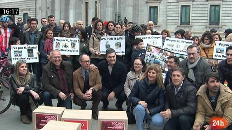 Parlamento - El reportaje - Firmas por los ciclistas - 04/03/2017