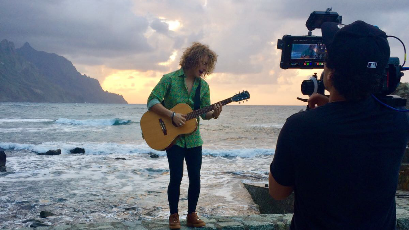 Eurovisión 2017 - Rtve.es estrena la versión corta del videoclip de Manel Navarro, "Do it for your lover"