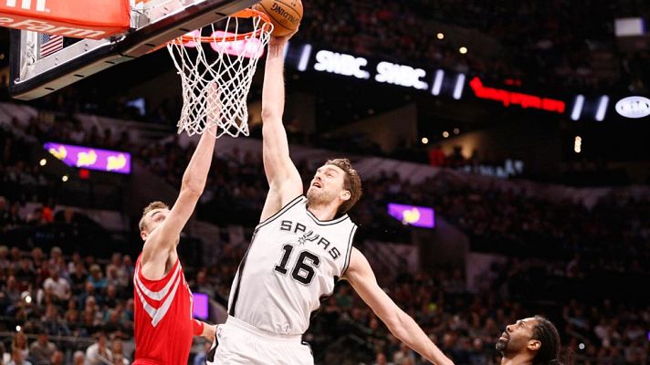 Baloncesto en RTVE - Pau y los hermanos Hernangómez disfrutan de la victoria