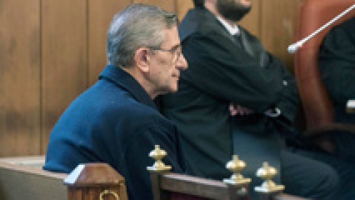 Telediario 1 - Curas y un laico denunciados en el caso Romanones niegan los abusos sexuales