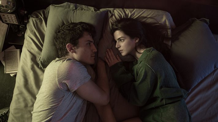 Cultura en Rtve.es - RTVE.es estrena el tráiler de 'Órbita 9', con Clara Lago y Álex González