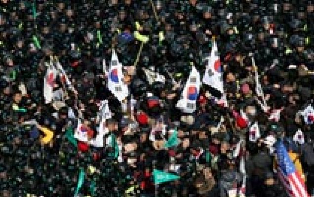  - El Constitucional autoriza la destitución de la presidenta surcoreana