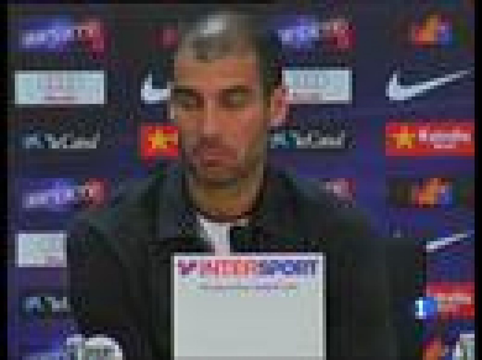 Guardiola no quiere que el equipo se confíe ante el Espanyol. También ha tenido palabras para Raúl, al que ha calificado de 'increíble'