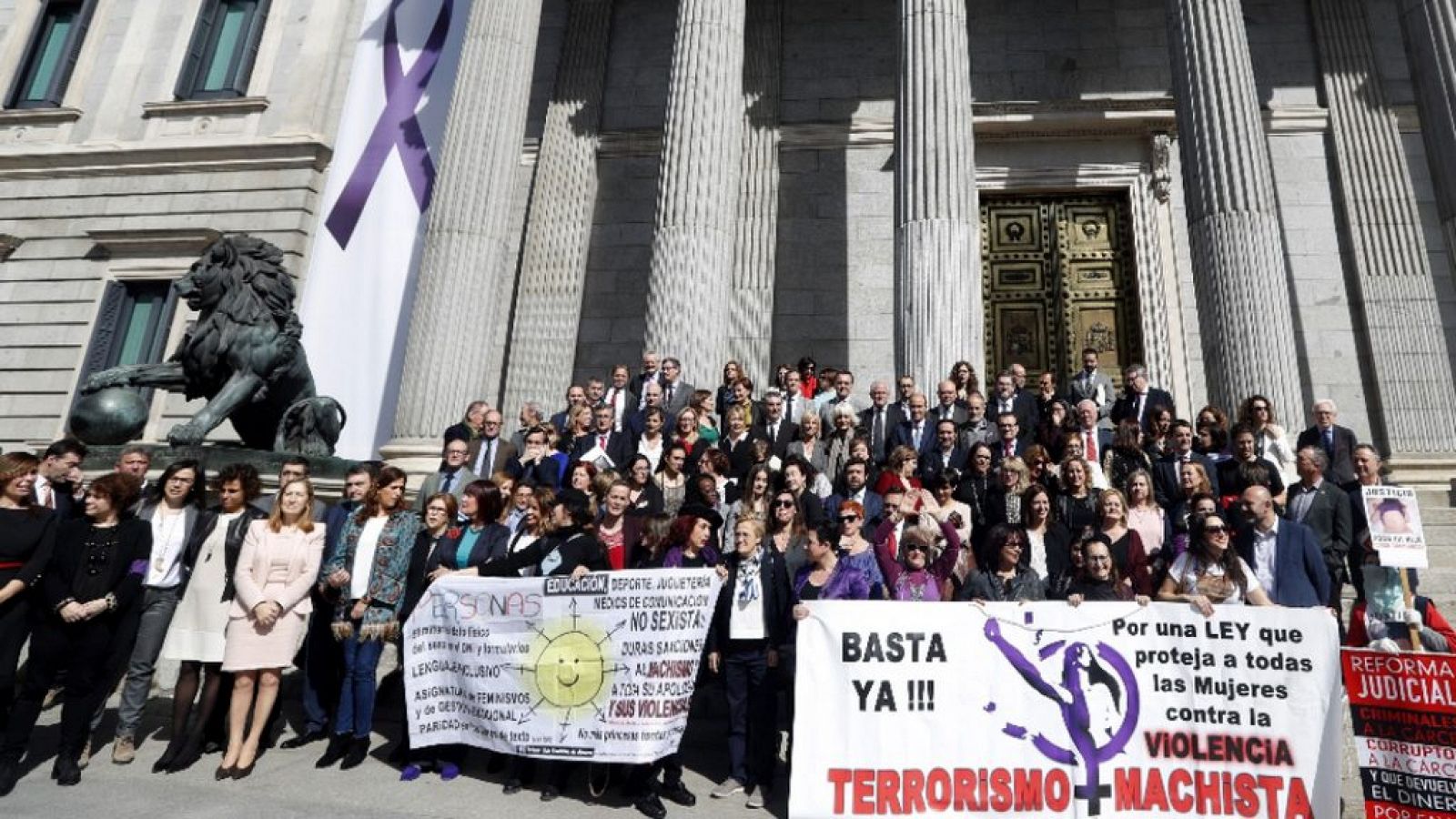 Parlamento: Día Internacional de la Mujer | RTVE Play