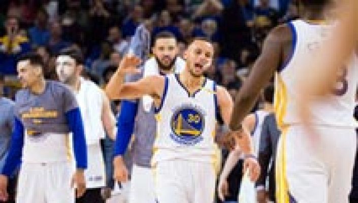 Curry afianza a los Warriors en el liderato