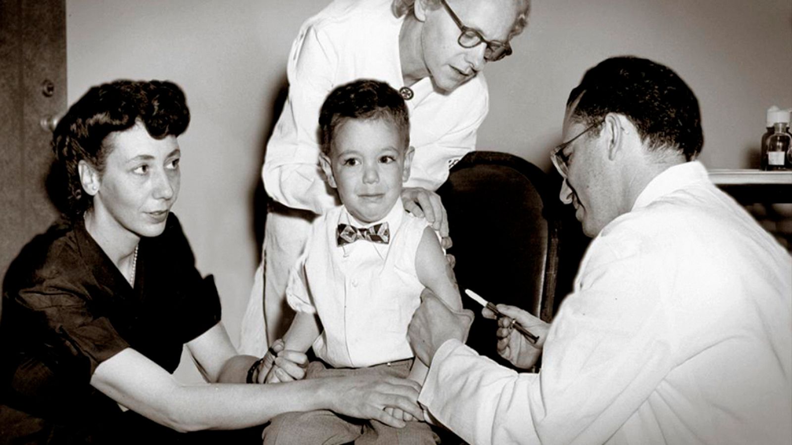 Documenta2 - La vacuna que cambió el mundo
