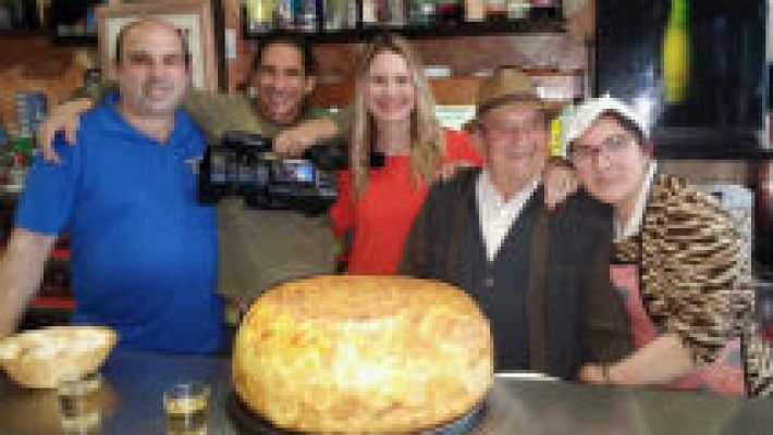 Aquí la Tierra - Una tortilla de 75 huevos