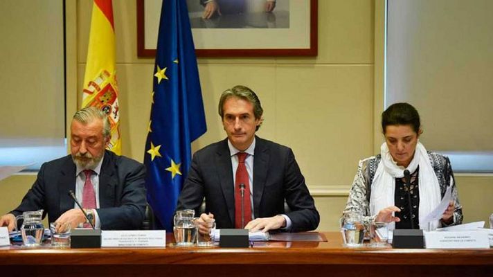 Fomento no logra el acuerdo entre estibadores y patronal tras ofrecer 'in extremis' un plan de prejubilaciones