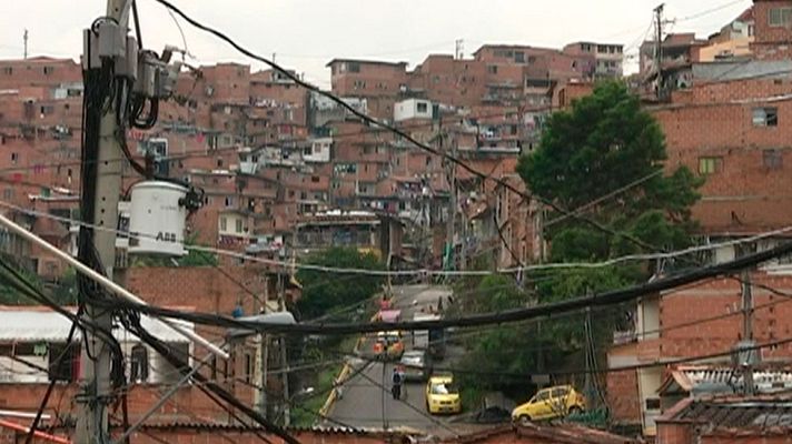 Telediario 1 - Los sicarios dominan la periferia de Medellín