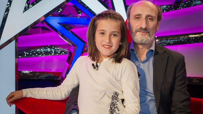 Jugando con las estrellas - José Luis Gil come como un niño de 5 años