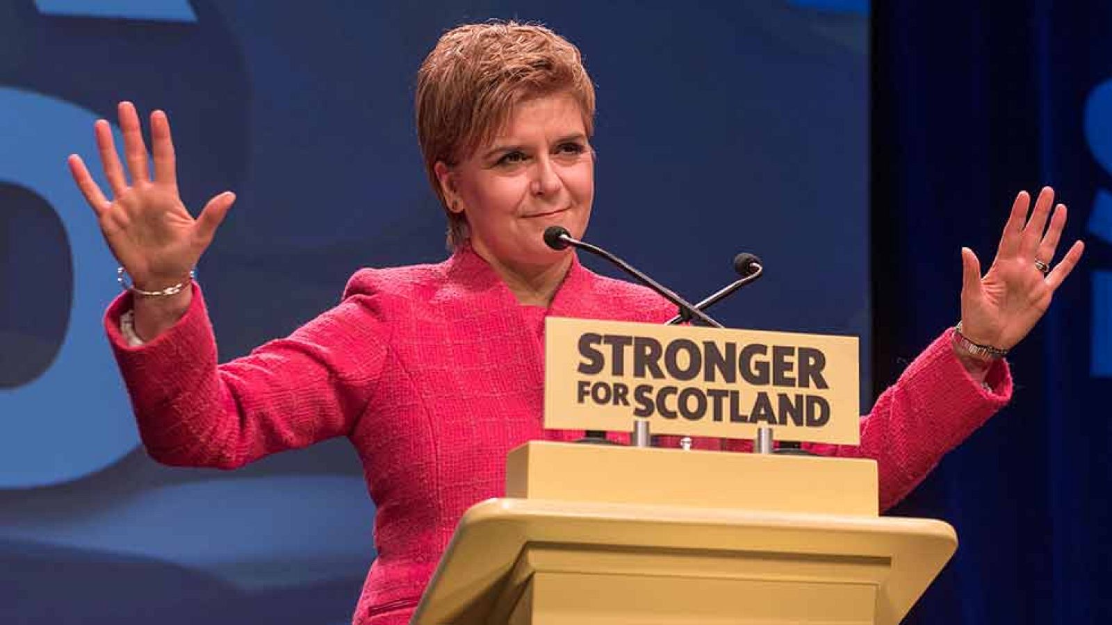 Sturgeon dice que bloquear un nuevo referéndum en Escocia "fracturaría" el Reino Unido - Informativo 24h | Ver
