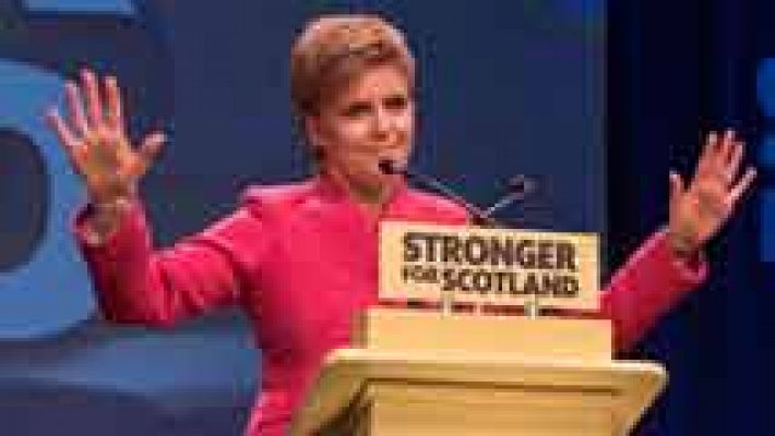 Sturgeon dice que bloquear un nuevo referéndum en Escocia "fracturaría" el Reino Unido