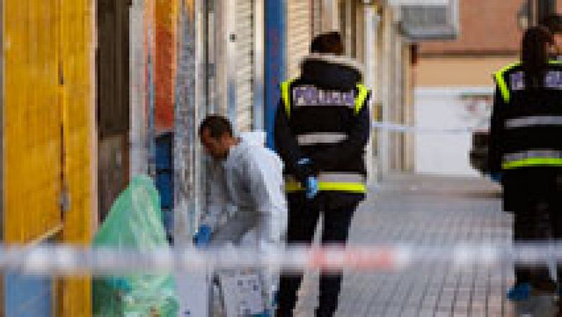 En un bar de copas de Alcorcón un hombre mata al camarero y a una mujer