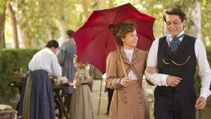 Telediario 1 - La "TV movie" de TVE, 'La princesa Paca', llega al Festival de Málaga