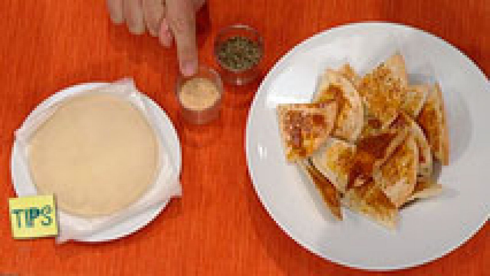 TIPS - Cocina - Empanadillas manchegas con piñones