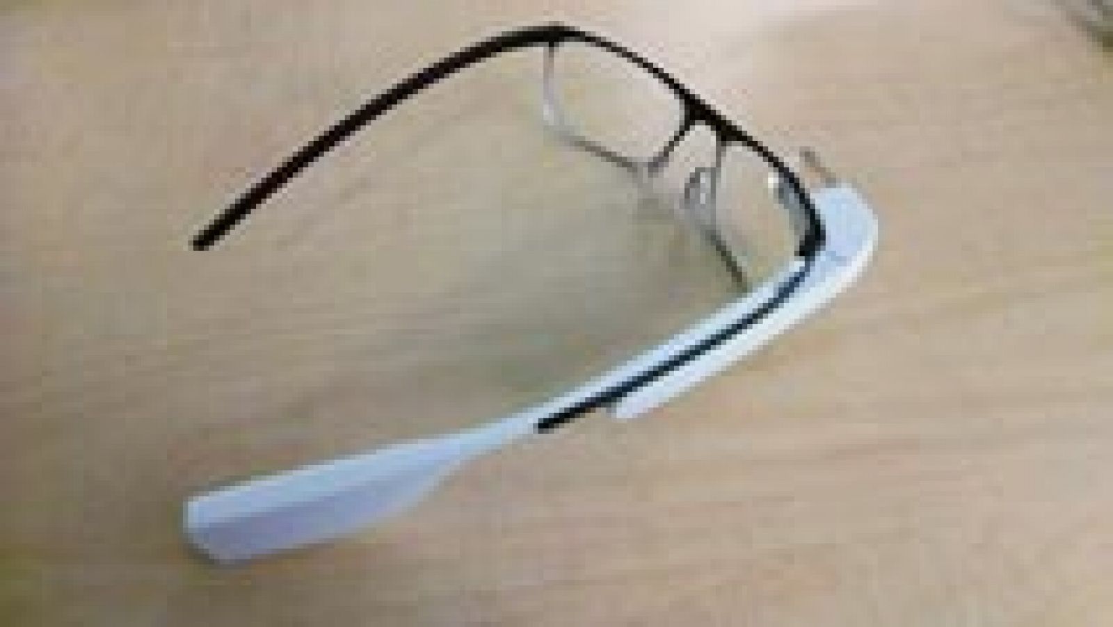 Telediario 1: Las Google Glass llegan a los quirófanos del Hospital Virgen del Rocío de Sevilla | RTVE Play