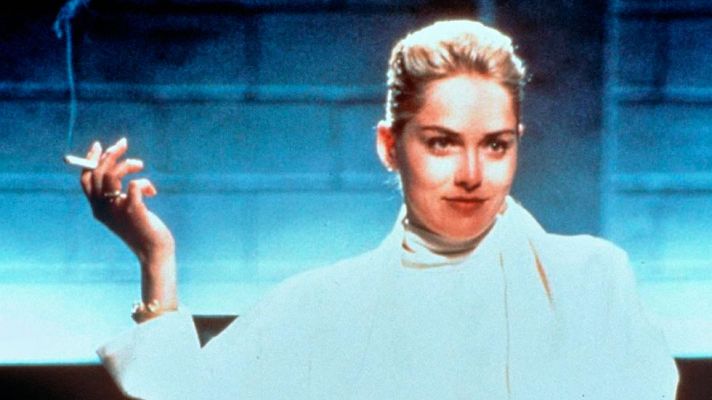 Telediario 1 - Se cumplen 25 años de 'Instinto básico', que sigue generando pasiones y odios