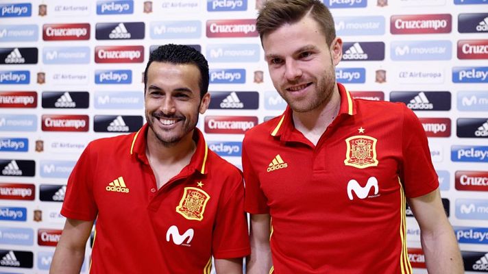 Telediario 1 - Pedro hace borrón y cuenta nueva en la selección