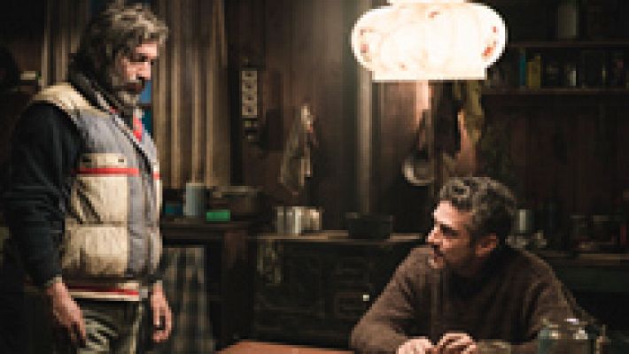 Telediario 1 - Ricardo Darín y Leonardo Sbaraglia protagonizan 'Nieve negra'