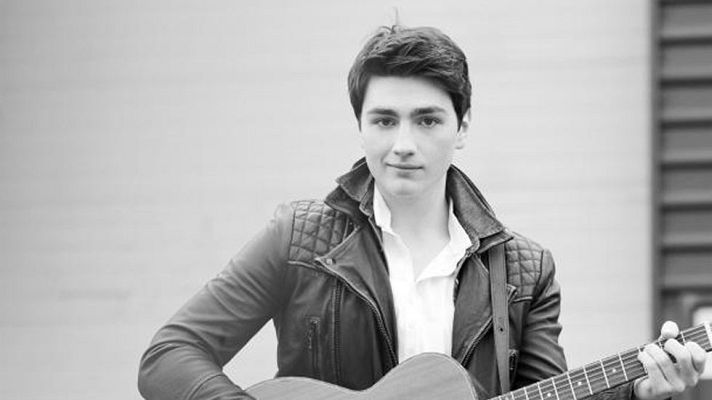 Eurovisión - Eurovisión 2017 - Irlanda: Brendan Murray canta "Dying to try'"
