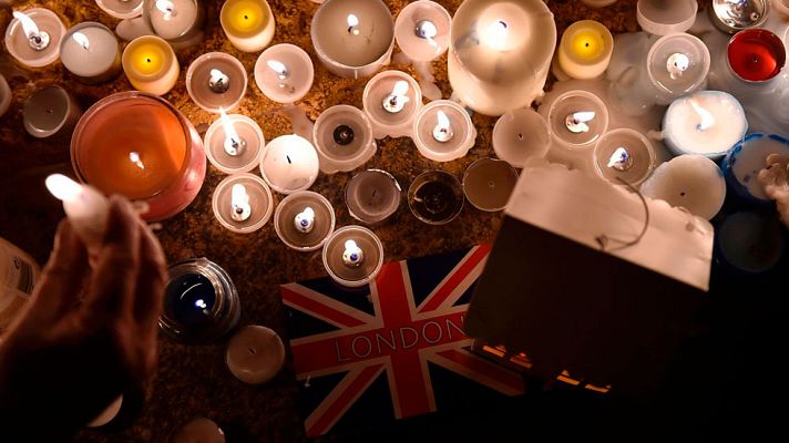 Telediario 1 - Telediario 2 en 4' - 23/03/17