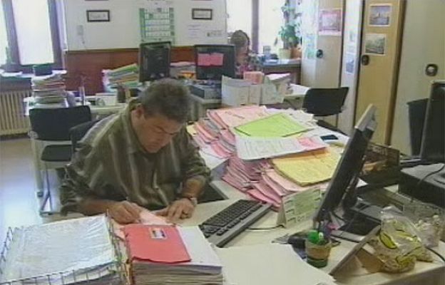  - Dos asociaciones jueces a la huelga