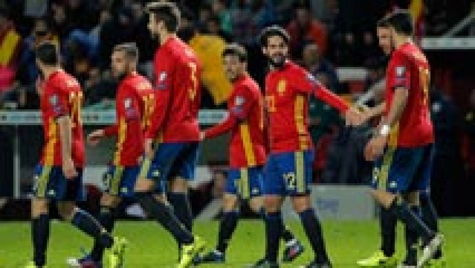 La selección española de Julen Lopetegui sigue creciendo y ha firmado un sólido triunfo sobre Israel, con un fútbol directo y ofensivo que acabó con la endeble defensa visitante, desmoronada con el goteo de goles españoles, los cuatro que lograron Silva, Vitolo, Diego Costa e Isco, para agrado del público de El Molinón.