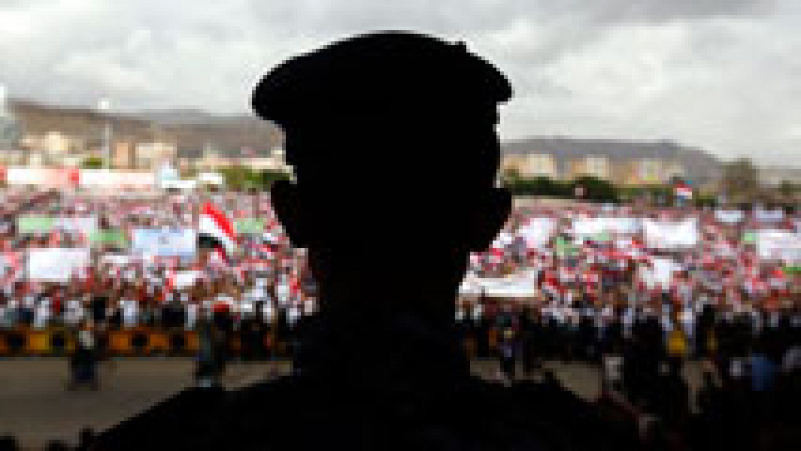 Telediario 1: En la guerra de Yemen han muerto unas 10.000 personas | RTVE Play