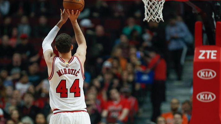 Baloncesto en RTVE - Mirotic vuelve a liderar a los Bulls