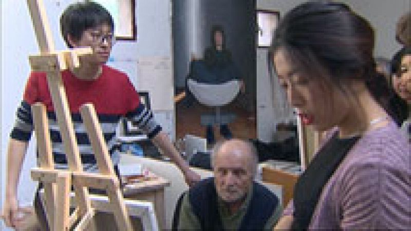 15 pintores chinos reciben esta semana los consejos magistrales de Antonio López