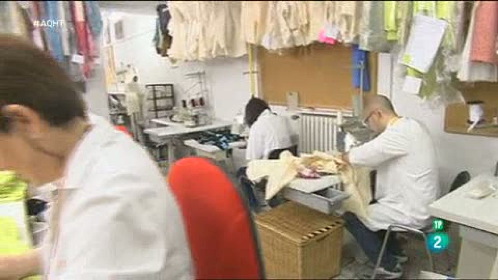 Loli, un vida cosiendo para la alta costura - Aquí hay trabajo | Ver