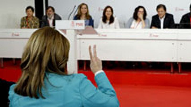 El PSOE aprueba el calendario de primarias en un comité con quejas por el censo y con aviso de los 'barones'