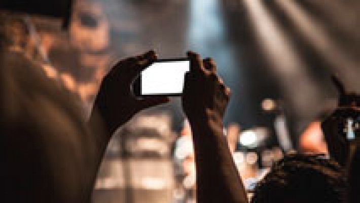 Telediario 1 - Funambulista llenó en Madrid por tercer día consecutivo