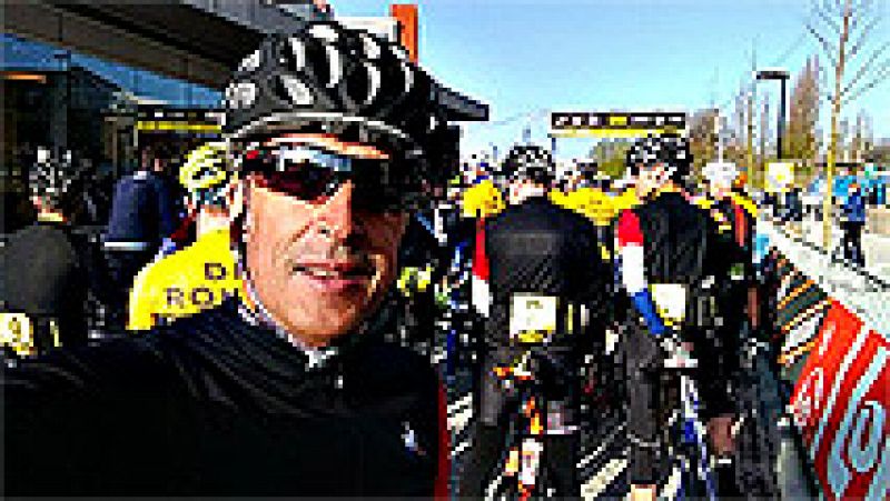 El exciclista y comentarista de TVE nos muestra desde dentro cómo es superar los temibles muros del Tour de Flandes.