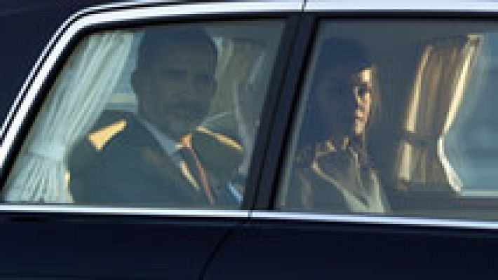 Telediario 1 - Los reyes llegan a Japón para una visita oficial de tres días