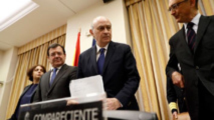 Telediario 1 - Fernández Díaz denuncia que las grabaciones en su despacho fueron una "conspiración" con "intención electoral"