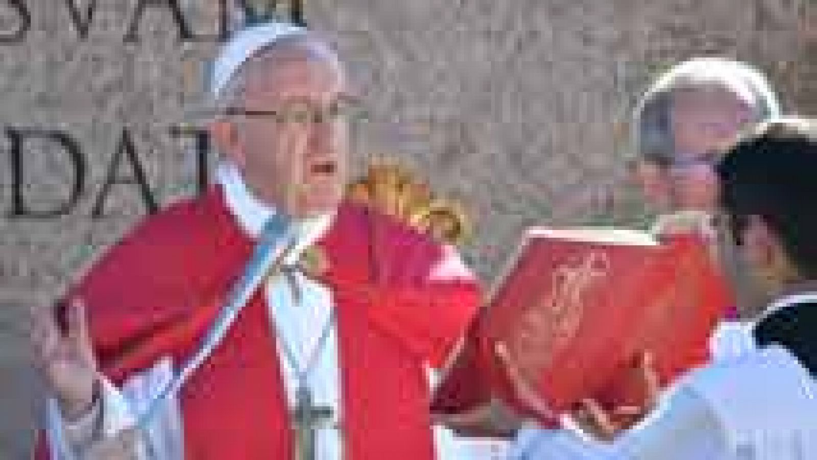 Informativo 24h: El papa condena el doble atentado en Egipto | RTVE Play