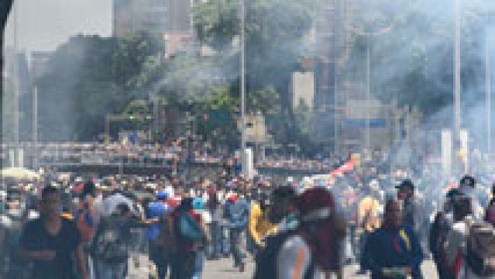17 heridos y unos 50 detenidos en manifestaciones en Caracas