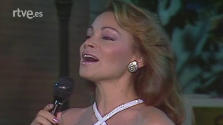 Un, dos, tres - París