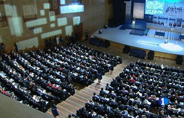  - La Asamblea blanca se repite