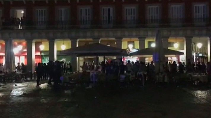 Estudio Estadio - Cinco heridos y ocho detenidos en carga policial a seguidores del Leicester