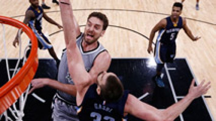 Telediario 1 - Los Spurs se apuntan el primer duelo entre los Gasol