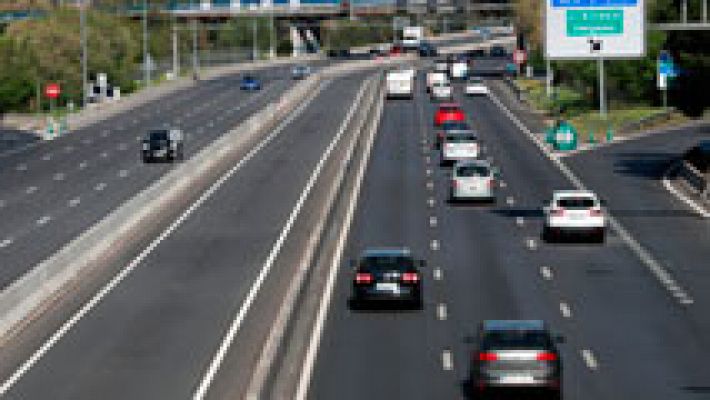 Telediario 1 - Retenciones kilométricas en Valencia y Madrid