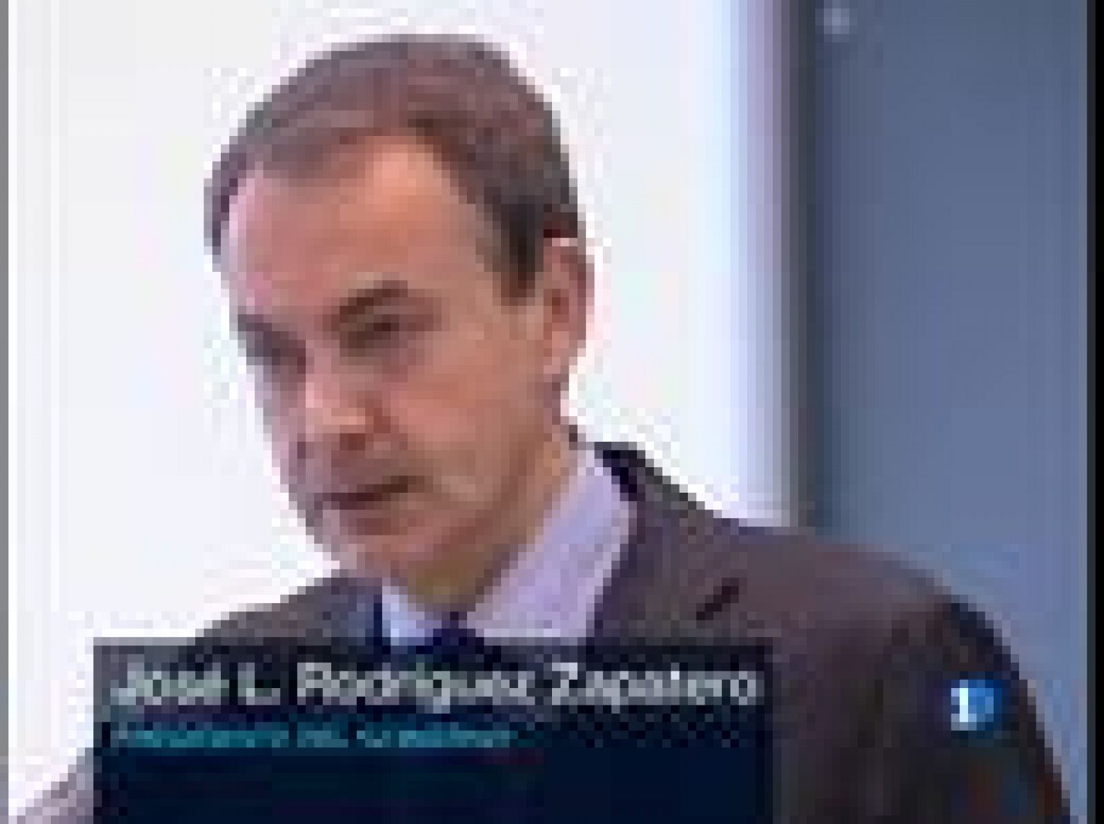 Rodríguez Zapatero ha vuelto a garantizar el subsidio de desempleo a todos los parados. Y ha asegurado que los planes del Gobierno contra la crisis empezarán a generar empleo a partir del mes que viene.