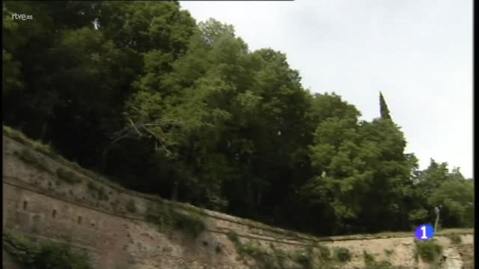 Presentados los trabajos arqueológicos junto al río Darro, a los pies de la Alhambra | Ver