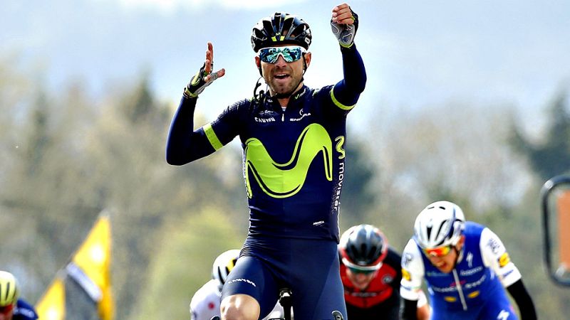 El español Alejandro Valverde (Movistar) se ha impuesto por quinta vez en la Flecha Valona -cuatro victorias consecutivas- tras una gran exhibición en el Muro de Huy, donde fue muy superior a todos sus rivales.