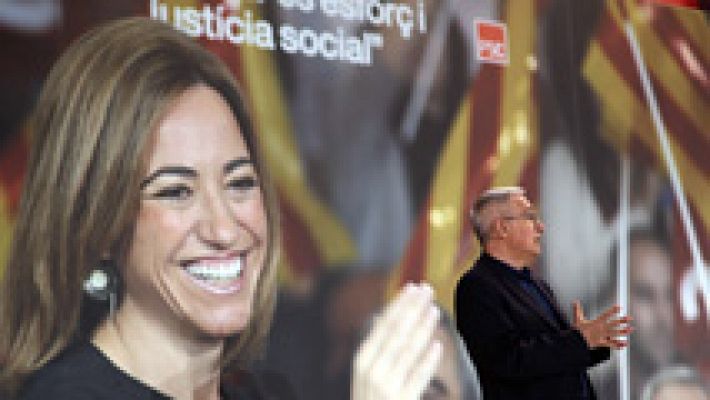 Personalidades de la sociedad civil, la cultura y la política rinden homenaje a Carme Chacón