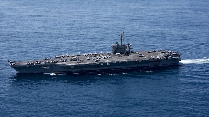 Telediario 1 - El portaaviones nuclear de EE.UU. no estaba en Corea para disuadir a Pyongyang como había anunciado