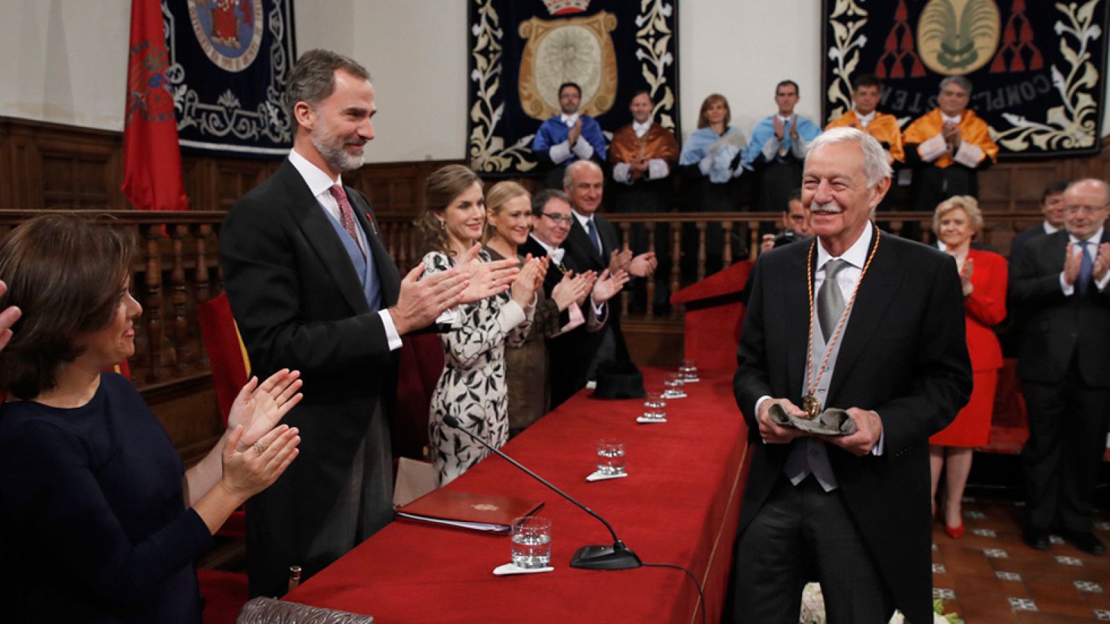 Discurso ntegro del Premio Cervantes 2016, Eduardo Mendoza