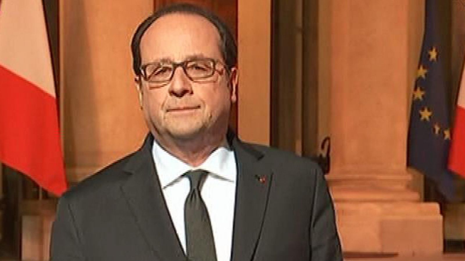 Hollande confirma que el tiroteo de París es de "carácter terrorista"